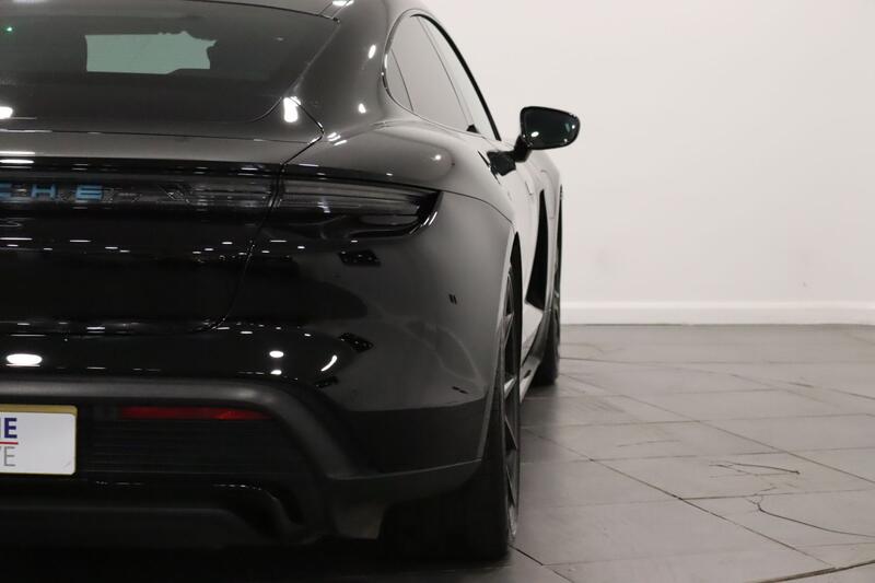 PORSCHE TAYCAN Performance Plus 93.4kWh GTS 2023