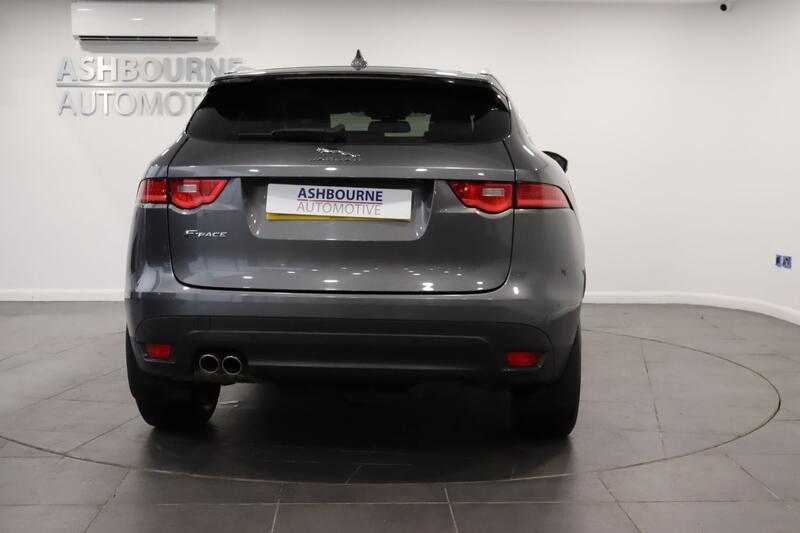 JAGUAR F-PACE 2.0 D180 Portfolio 2017