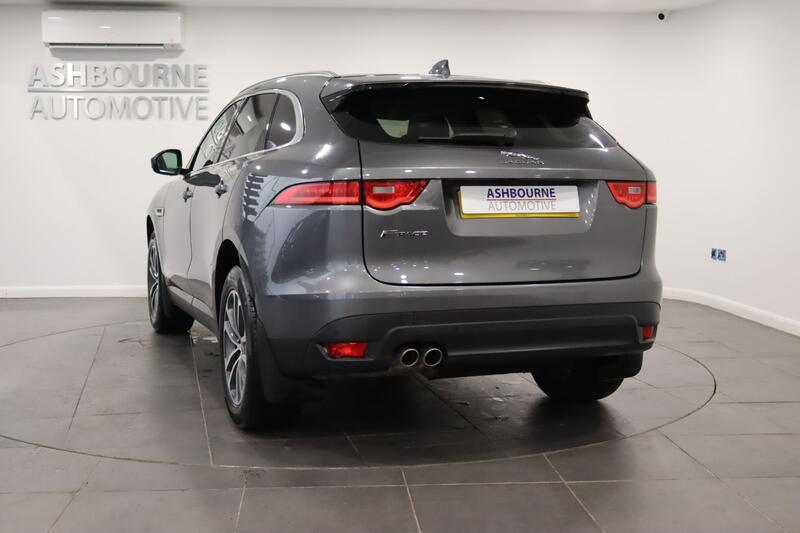 JAGUAR F-PACE 2.0 D180 Portfolio 2017