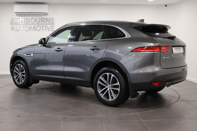 JAGUAR F-PACE 2.0 D180 Portfolio 2017