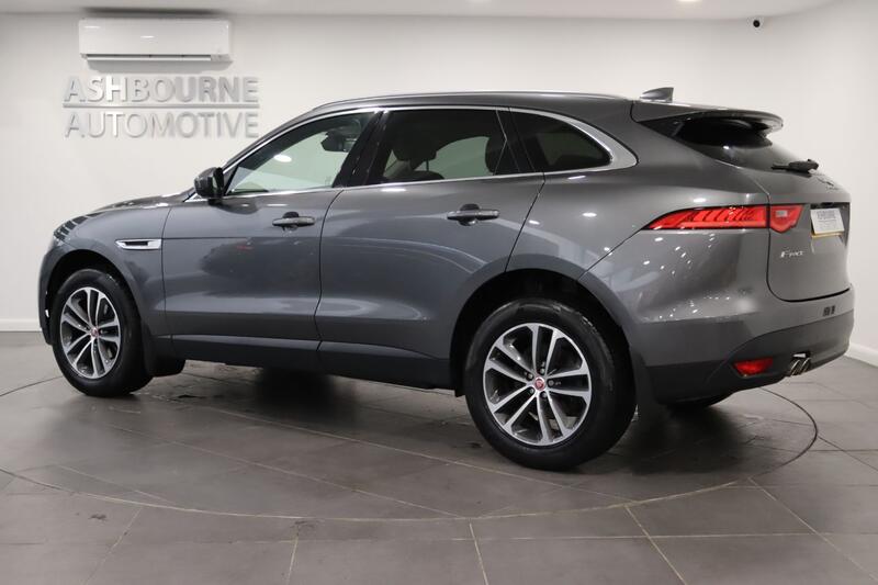 JAGUAR F-PACE 2.0 D180 Portfolio 2017