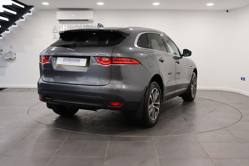 JAGUAR F-PACE 2.0 D180 Portfolio 2017