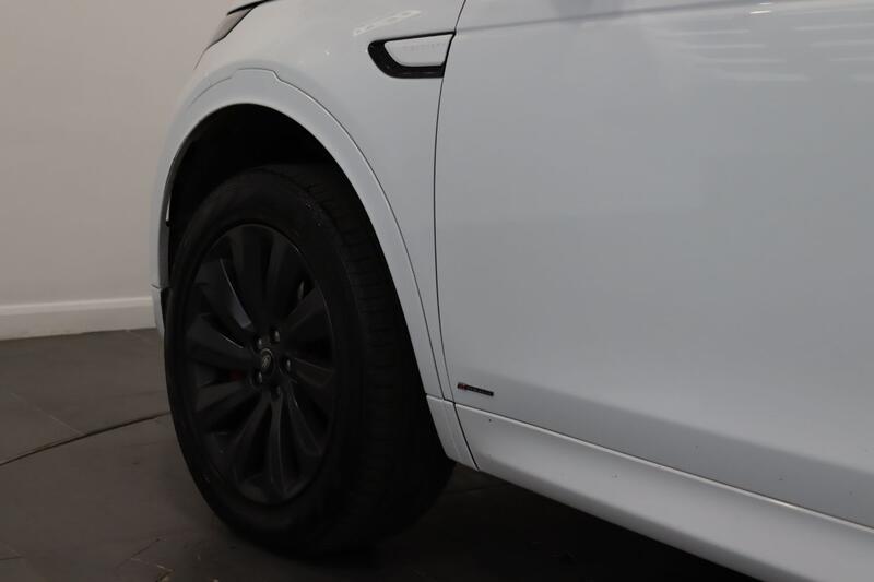 LAND ROVER DISCOVERY SPORT 2.0 D150 MHEV R-Dynamic SE 2021