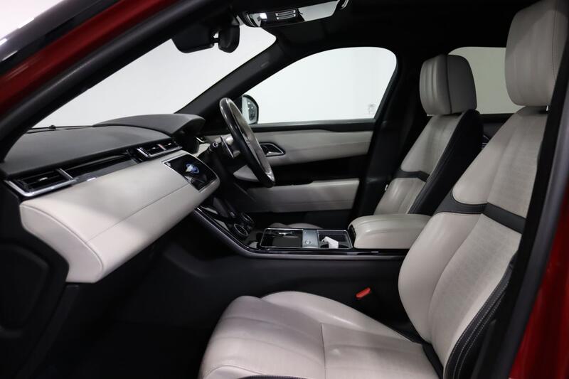 LAND ROVER RANGE ROVER VELAR 2.0 D240 R-Dynamic HSE 2019