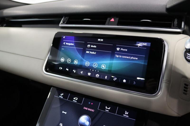 LAND ROVER RANGE ROVER VELAR 2.0 D240 R-Dynamic HSE 2019