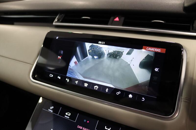 LAND ROVER RANGE ROVER VELAR 2.0 D240 R-Dynamic HSE 2019