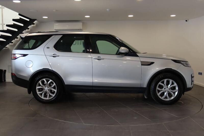 LAND ROVER DISCOVERY 3.0 TD V6 SE 2017