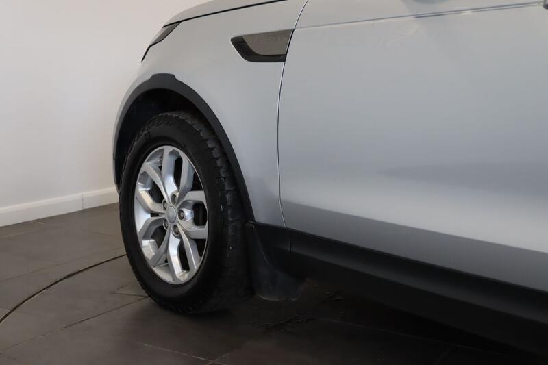 LAND ROVER DISCOVERY 3.0 TD V6 SE 2017