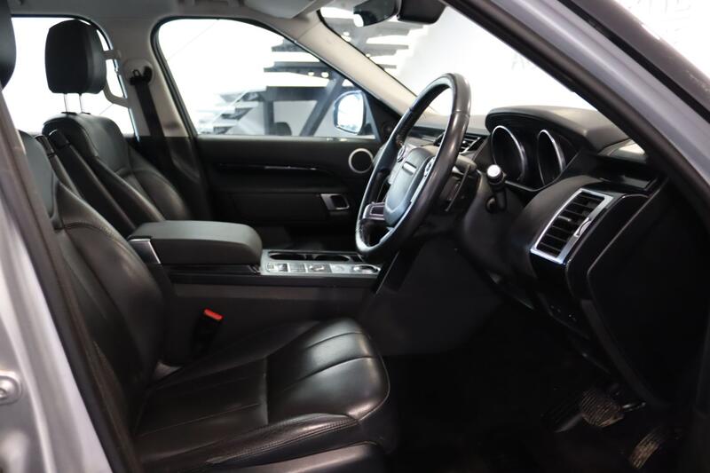 LAND ROVER DISCOVERY 3.0 TD V6 SE 2017