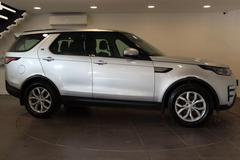 LAND ROVER DISCOVERY 3.0 TD V6 SE 2017