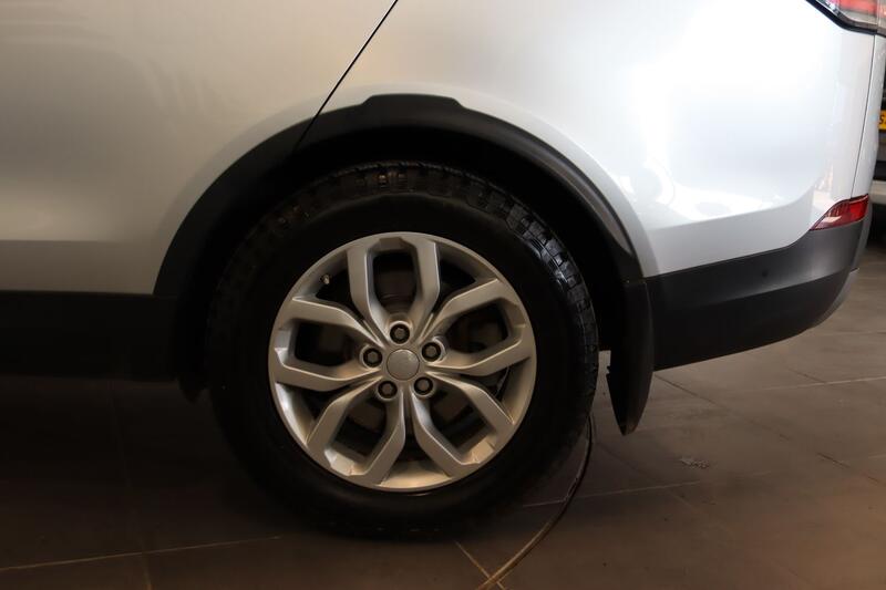 LAND ROVER DISCOVERY 3.0 TD V6 SE 2017