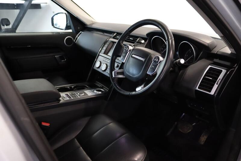 LAND ROVER DISCOVERY 3.0 TD V6 SE 2017