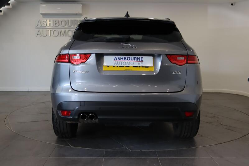 JAGUAR F-PACE 2.0 D180 Chequered Flag 2020