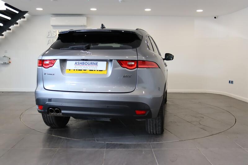 JAGUAR F-PACE 2.0 D180 Chequered Flag 2020