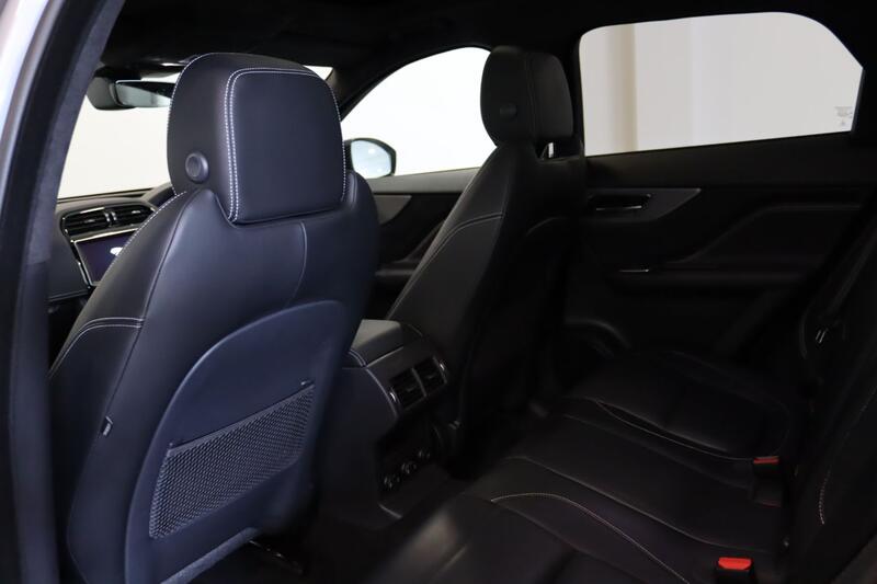 JAGUAR F-PACE 2.0 D180 Chequered Flag 2020