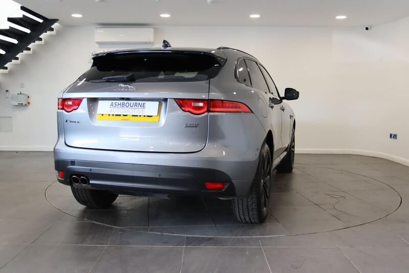 JAGUAR F-PACE 2.0 D180 Chequered Flag 2020