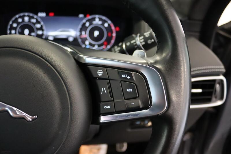 JAGUAR F-PACE 2.0 D180 Chequered Flag 2020