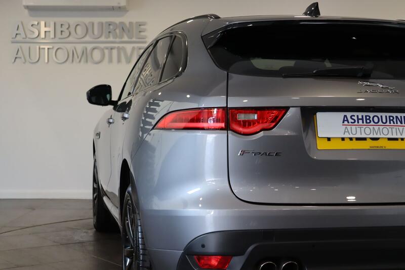 JAGUAR F-PACE 2.0 D180 Chequered Flag 2020