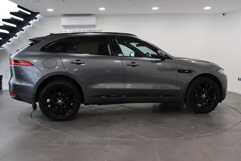 JAGUAR F-PACE 2.0 D180 R-Sport 2018