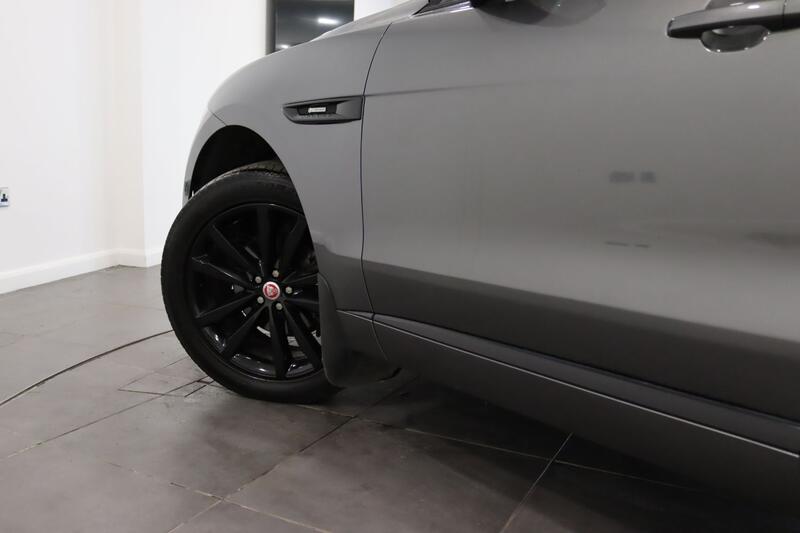 JAGUAR F-PACE 2.0 D180 R-Sport 2018