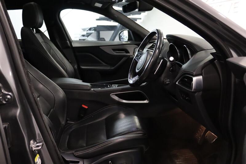 JAGUAR F-PACE 2.0 D180 R-Sport 2018