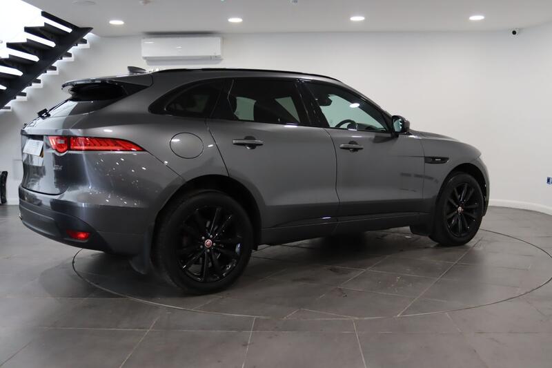 JAGUAR F-PACE 2.0 D180 R-Sport 2018