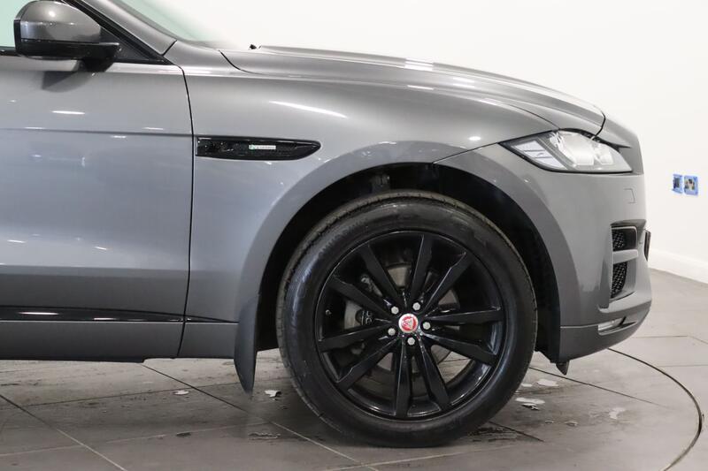 JAGUAR F-PACE 2.0 D180 R-Sport 2018