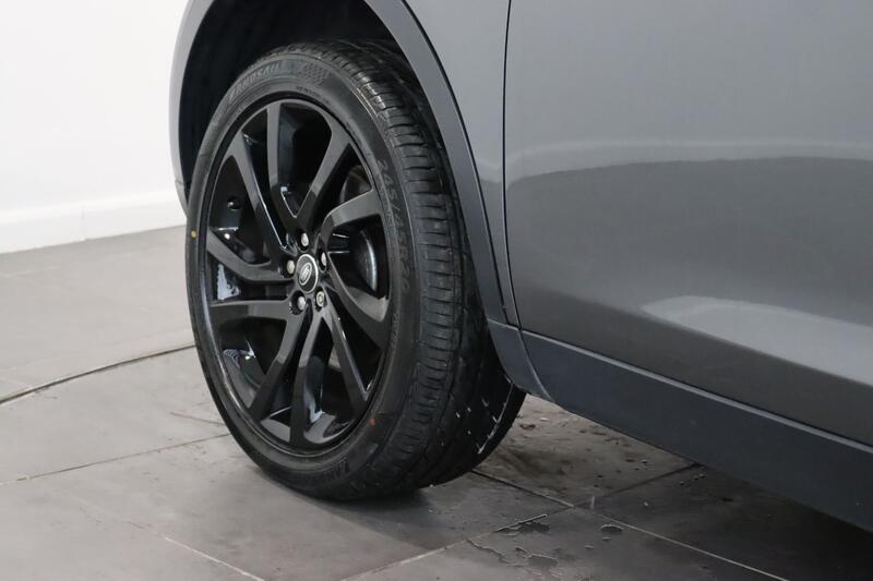 LAND ROVER DISCOVERY SPORT 2.0 TD4 HSE Black 2017