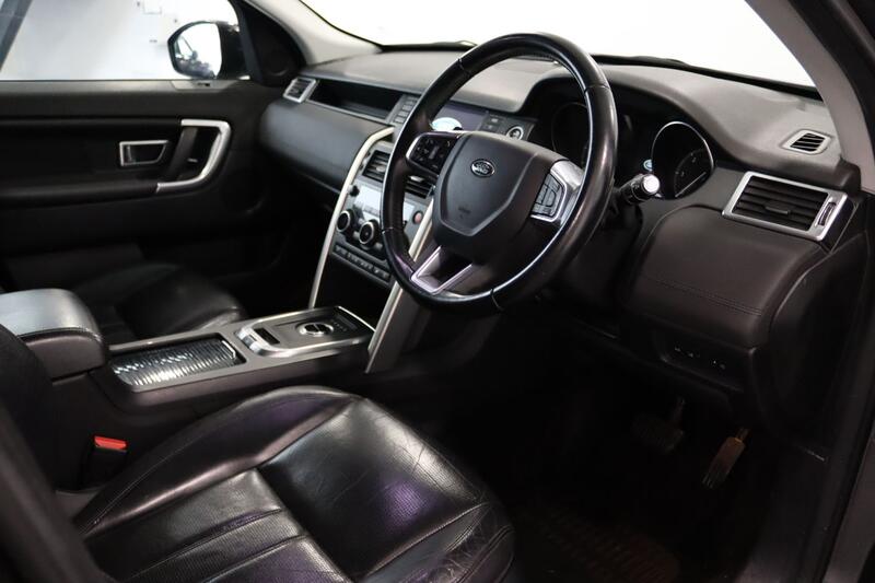 LAND ROVER DISCOVERY SPORT 2.0 TD4 HSE Black 2017