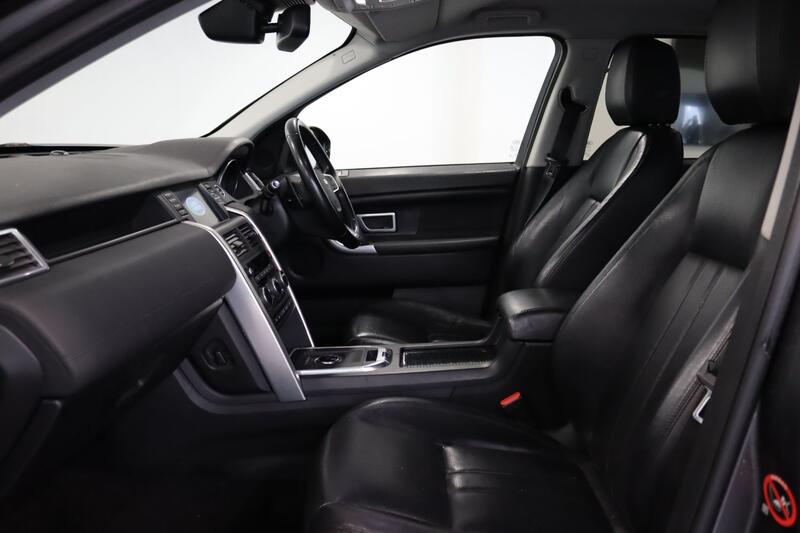 LAND ROVER DISCOVERY SPORT 2.0 TD4 HSE Black 2017