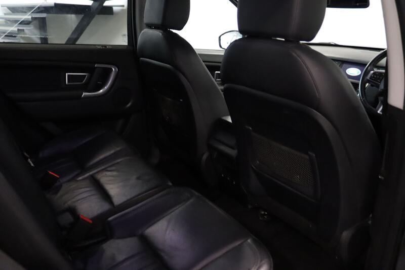 LAND ROVER DISCOVERY SPORT 2.0 TD4 HSE Black 2017