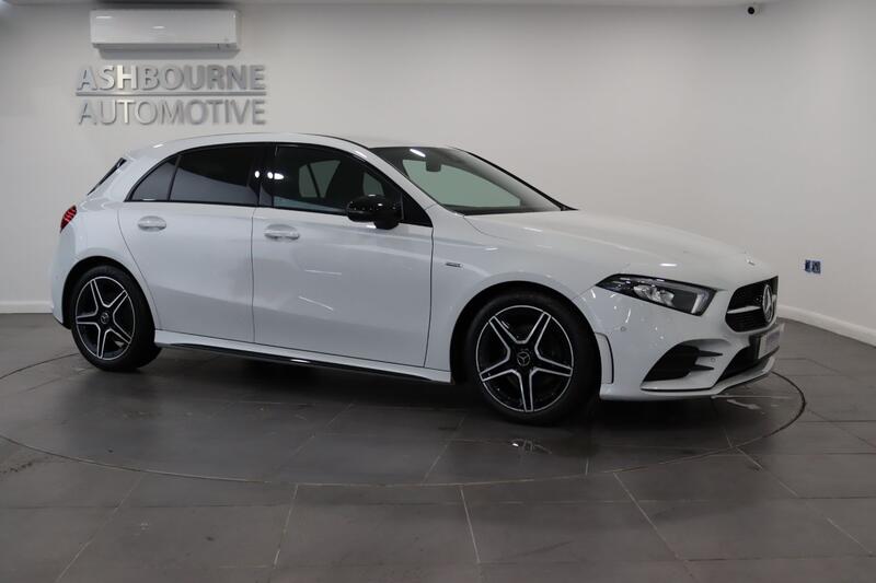 MERCEDES-BENZ A CLASS 1.3 A200 AMG Line Edition 2022