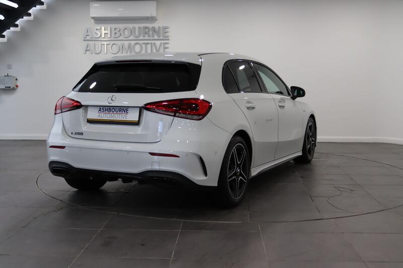 MERCEDES-BENZ A CLASS 1.3 A200 AMG Line Edition 2022