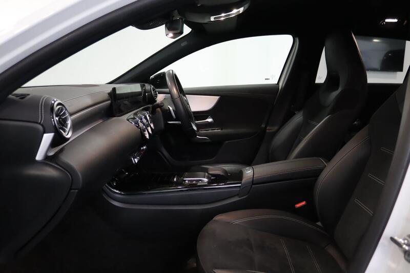 MERCEDES-BENZ A CLASS 1.3 A200 AMG Line Edition 2022