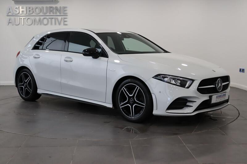 MERCEDES-BENZ A CLASS 1.3 A200 AMG Line Edition 2022