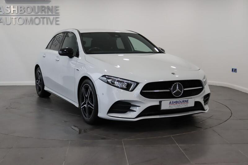 MERCEDES-BENZ A CLASS 1.3 A200 AMG Line Edition 2022