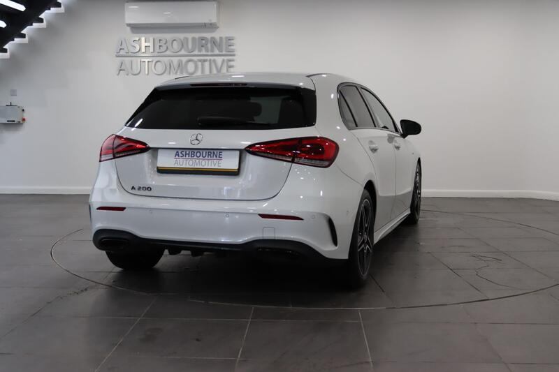 MERCEDES-BENZ A CLASS 1.3 A200 AMG Line Edition 2022