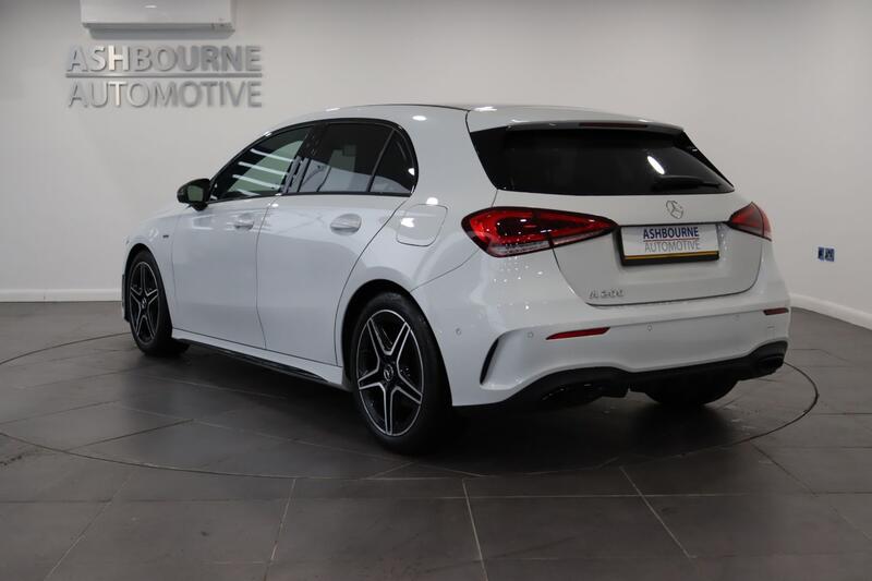 MERCEDES-BENZ A CLASS 1.3 A200 AMG Line Edition 2022