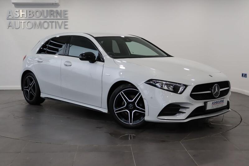 MERCEDES-BENZ A CLASS 1.3 A200 AMG Line Edition 2022