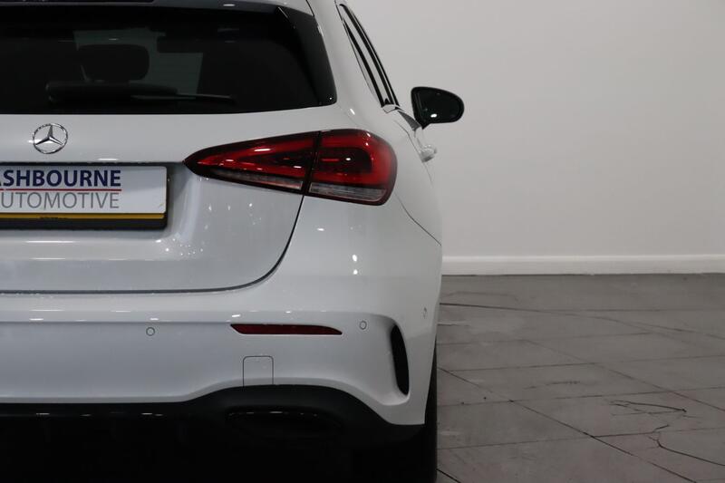 MERCEDES-BENZ A CLASS 1.3 A200 AMG Line Edition 2022