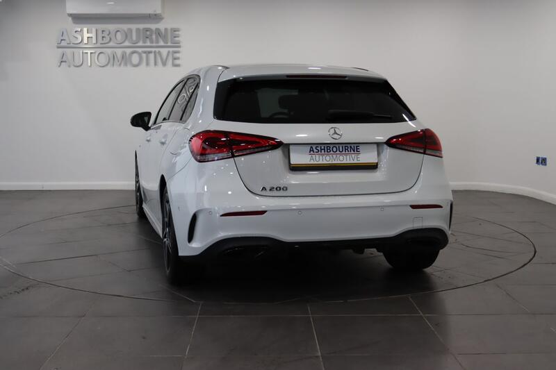 MERCEDES-BENZ A CLASS 1.3 A200 AMG Line Edition 2022
