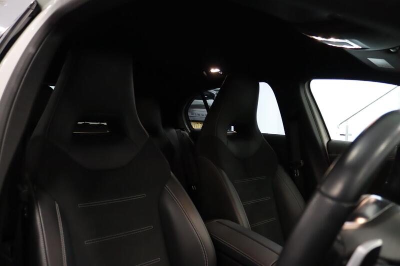 MERCEDES-BENZ A CLASS 1.3 A200 AMG Line Edition 2022