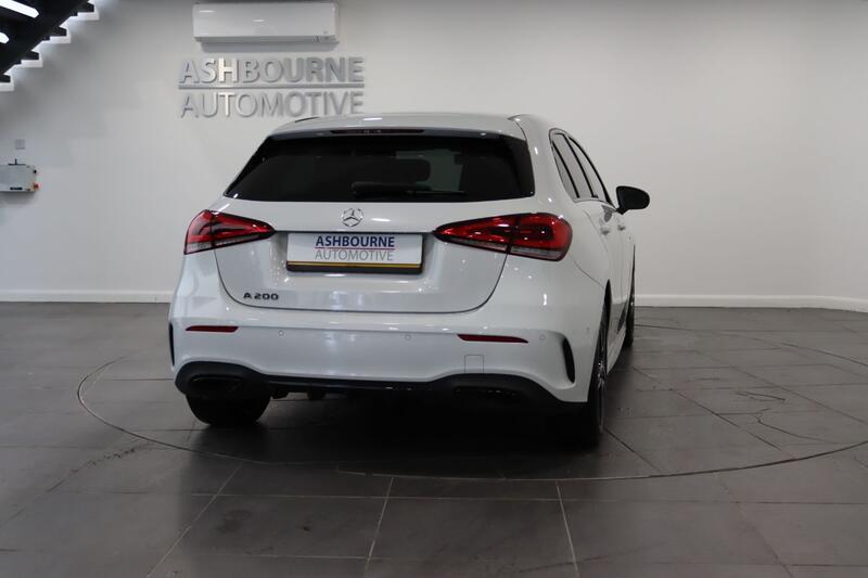 MERCEDES-BENZ A CLASS 1.3 A200 AMG Line Edition 2022