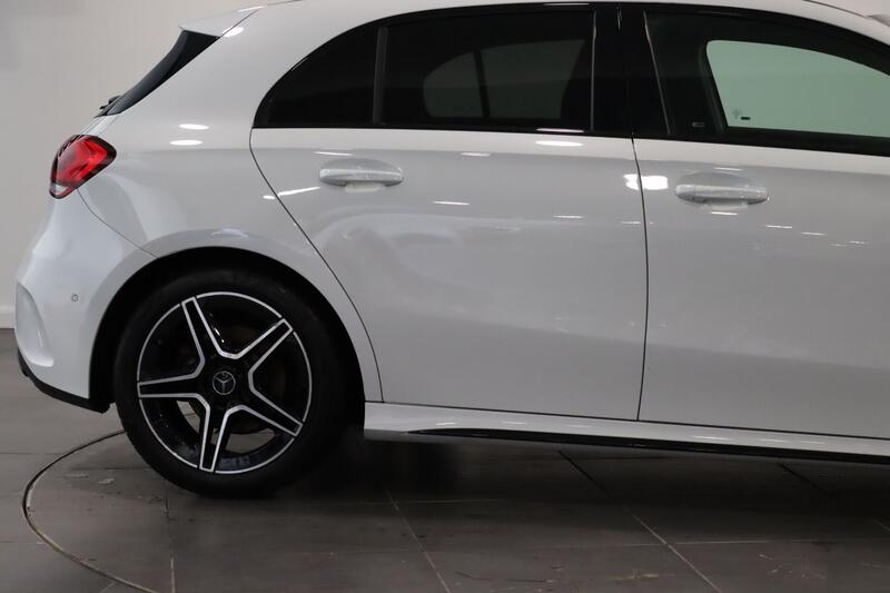 MERCEDES-BENZ A CLASS 1.3 A200 AMG Line Edition 2022