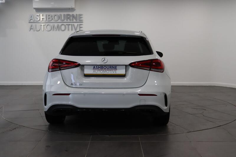 MERCEDES-BENZ A CLASS 1.3 A200 AMG Line Edition 2022
