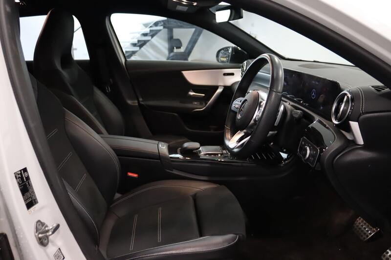 MERCEDES-BENZ A CLASS 1.3 A200 AMG Line Edition 2022