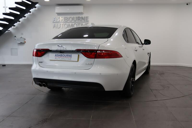 JAGUAR XF 2.0 d R-Sport 2017