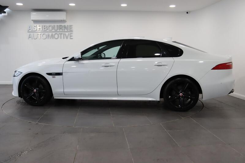 JAGUAR XF 2.0 d R-Sport 2017
