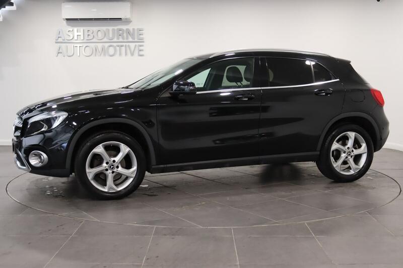 MERCEDES-BENZ GLA CLASS 1.6 GLA200 Sport 2019