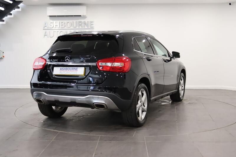 MERCEDES-BENZ GLA CLASS 1.6 GLA200 Sport 2019
